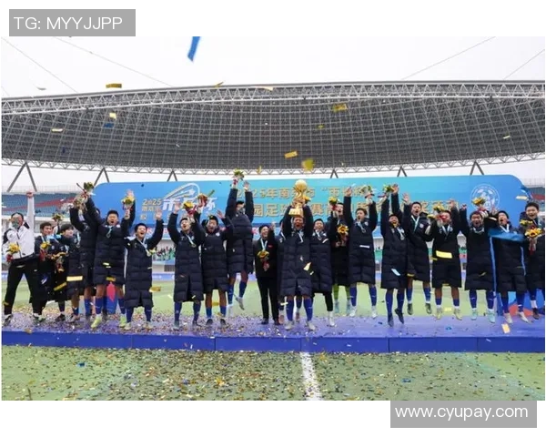 足球星宇聚焦绿茵激情描绘赛场风云畅享荣耀时刻